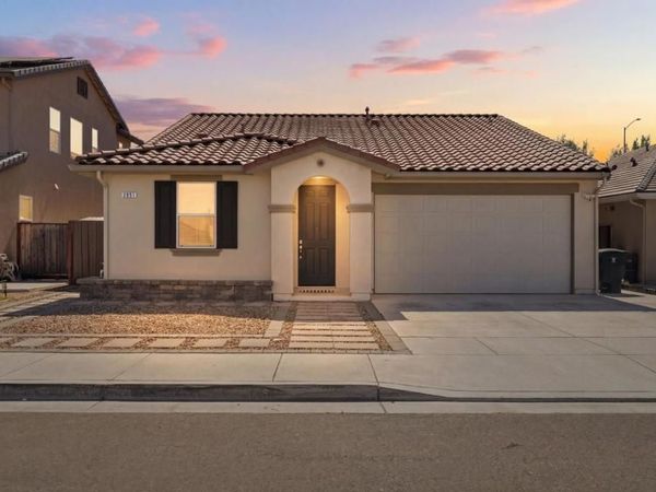 2951 Kern Way, Hollister, CA 95023