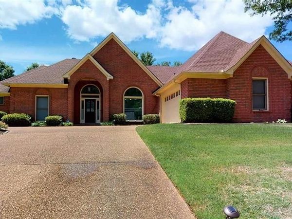 605 ALEXANDRIA DR, Collierville, TN 38017