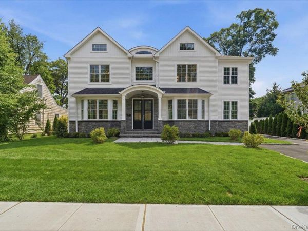96 Shadyside Avenue , Port Washington, NY 11050