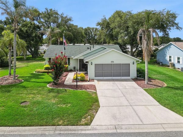 25948 NEWCOMBE CIRCLE , LEESBURG, FL 34748