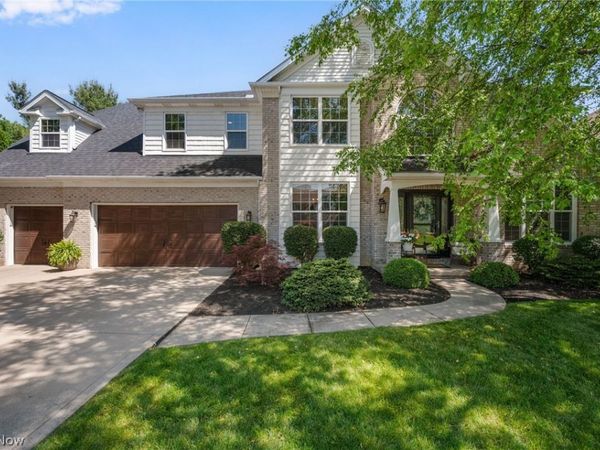 20108 Kylemore Drive , Strongsville, OH 44149