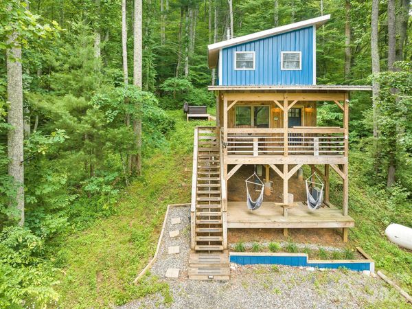 2504 Upper Paw Paw Road , Marshall, NC 28753
