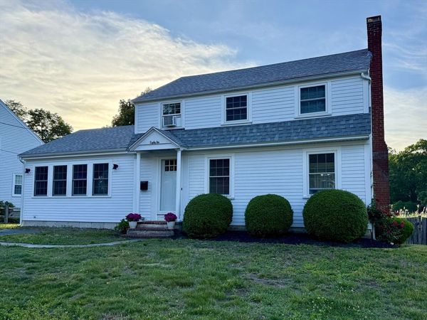86 Abigail Adams Cir, Weymouth, MA 02191