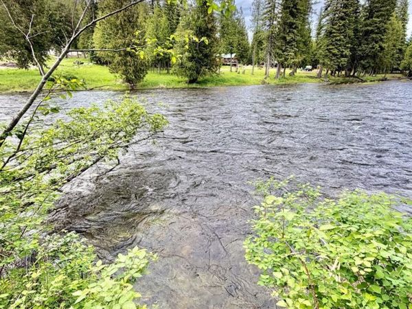 258 Welcome LN, Bonners Ferry, ID 83805