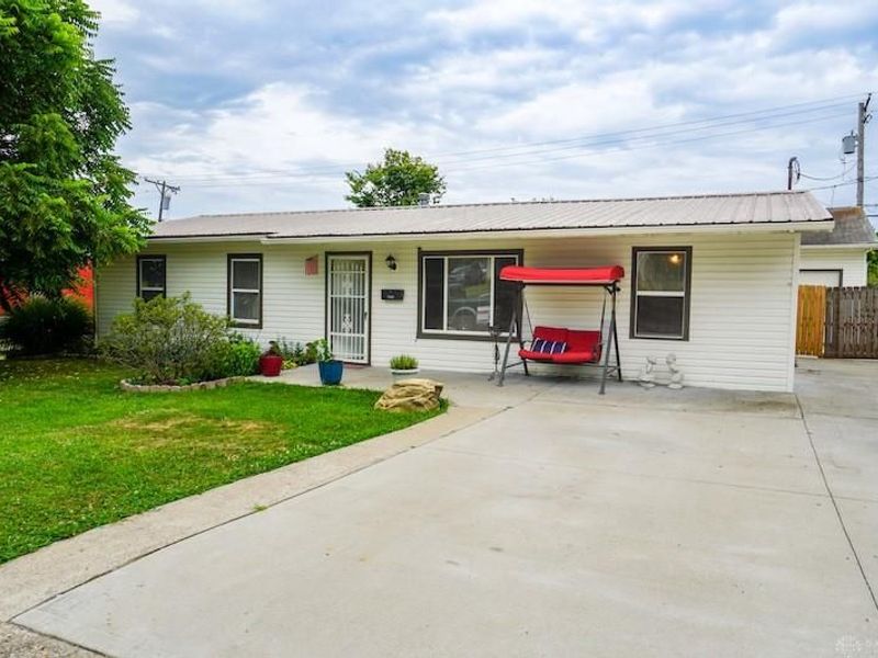 1649 Dale Ridge Road, New Carlisle, OH 45344 Photo 1