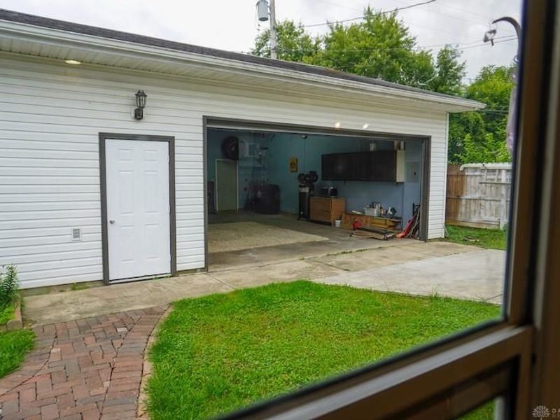 1649 Dale Ridge Road, New Carlisle, OH 45344 Photo 14