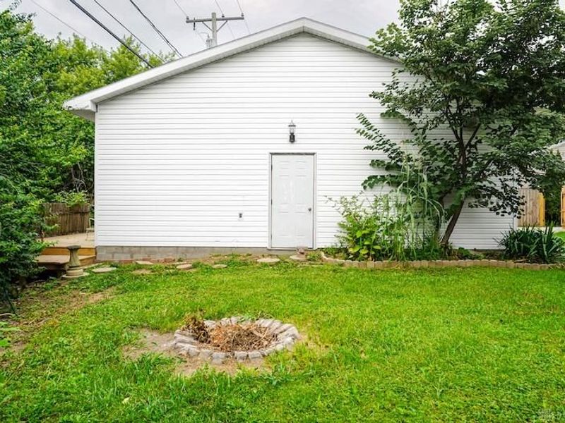 1649 Dale Ridge Road, New Carlisle, OH 45344 Photo 9