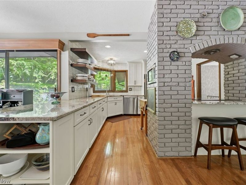 10625 Glen Forest Trail, Brecksville, OH 44141 Photo 3