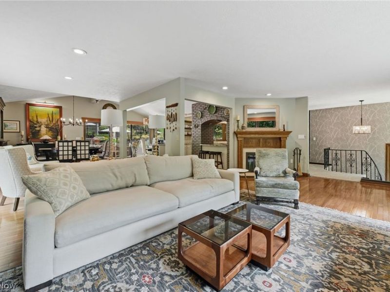 10625 Glen Forest Trail, Brecksville, OH 44141 Photo 9