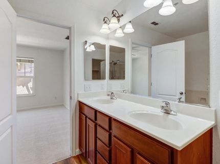 3301 N Park Dr #3815, Unit 3815, Sacramento, CA 95835 Photo