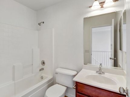 3301 N Park Dr #3815, Unit 3815, Sacramento, CA 95835 Photo