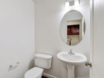 3301 N Park Dr #3815, Unit 3815, Sacramento, CA 95835 Photo