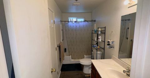 272 S Olive Ave, Stockton, CA 95215 Photo