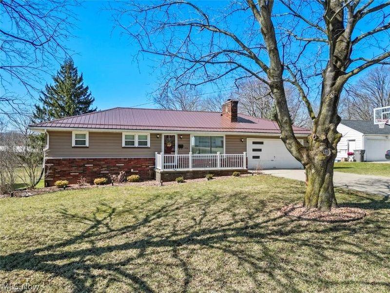 364 S Bon Air Avenue, Youngstown, OH 44509 Photo 2