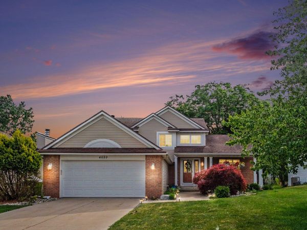 4699 Raintree Drive SE, Kentwood, MI 49512