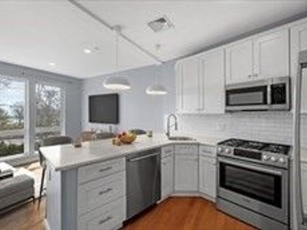 172 Kimball Ave., Unit 2B, Revere, MA 02151