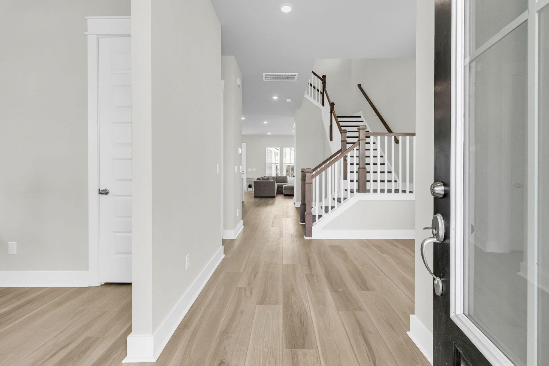314 Archar Street Photo 6