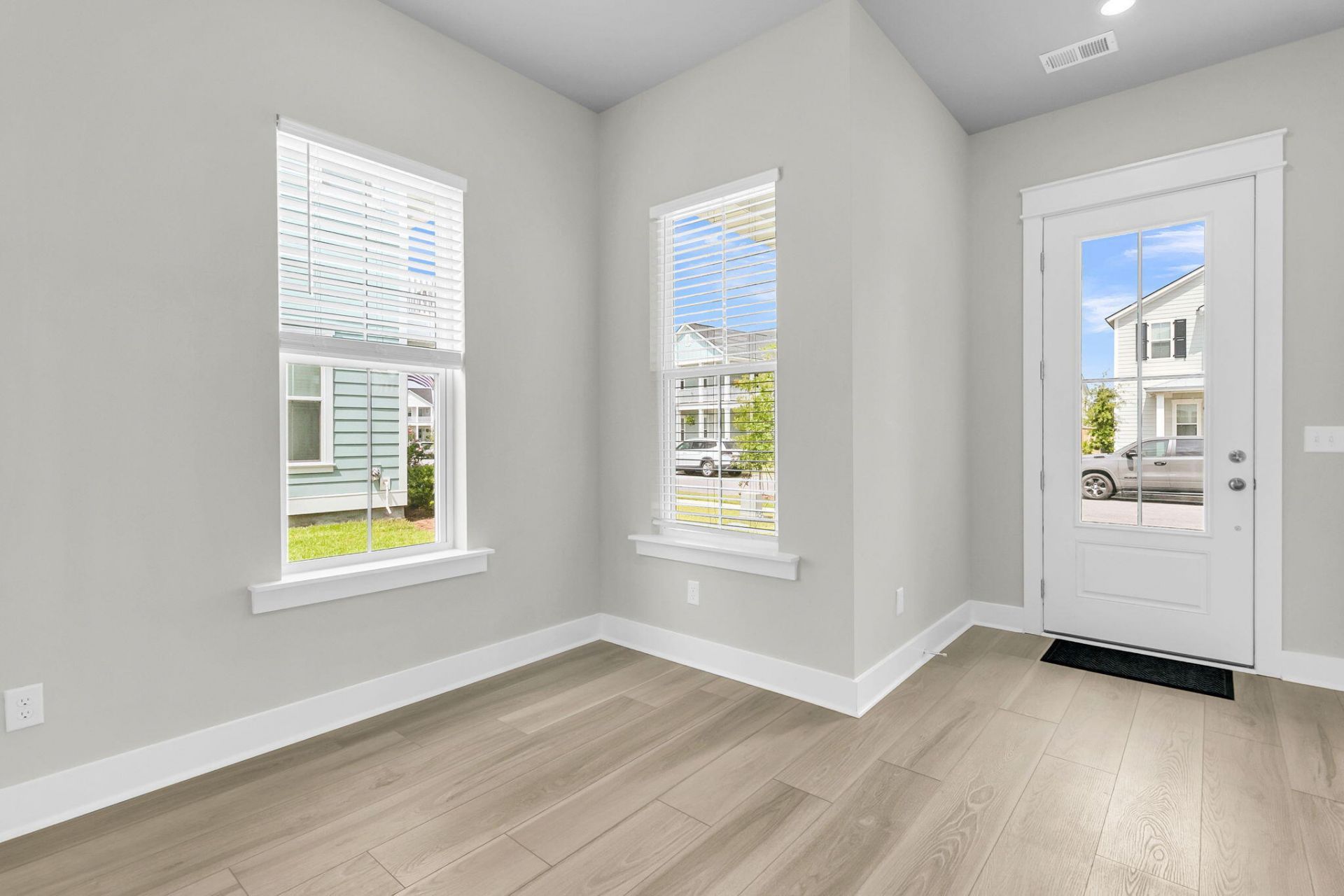 314 Archar Street Photo 7