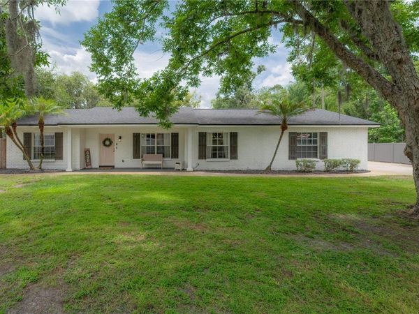608 SUNSET LANE , LUTZ, FL 33549