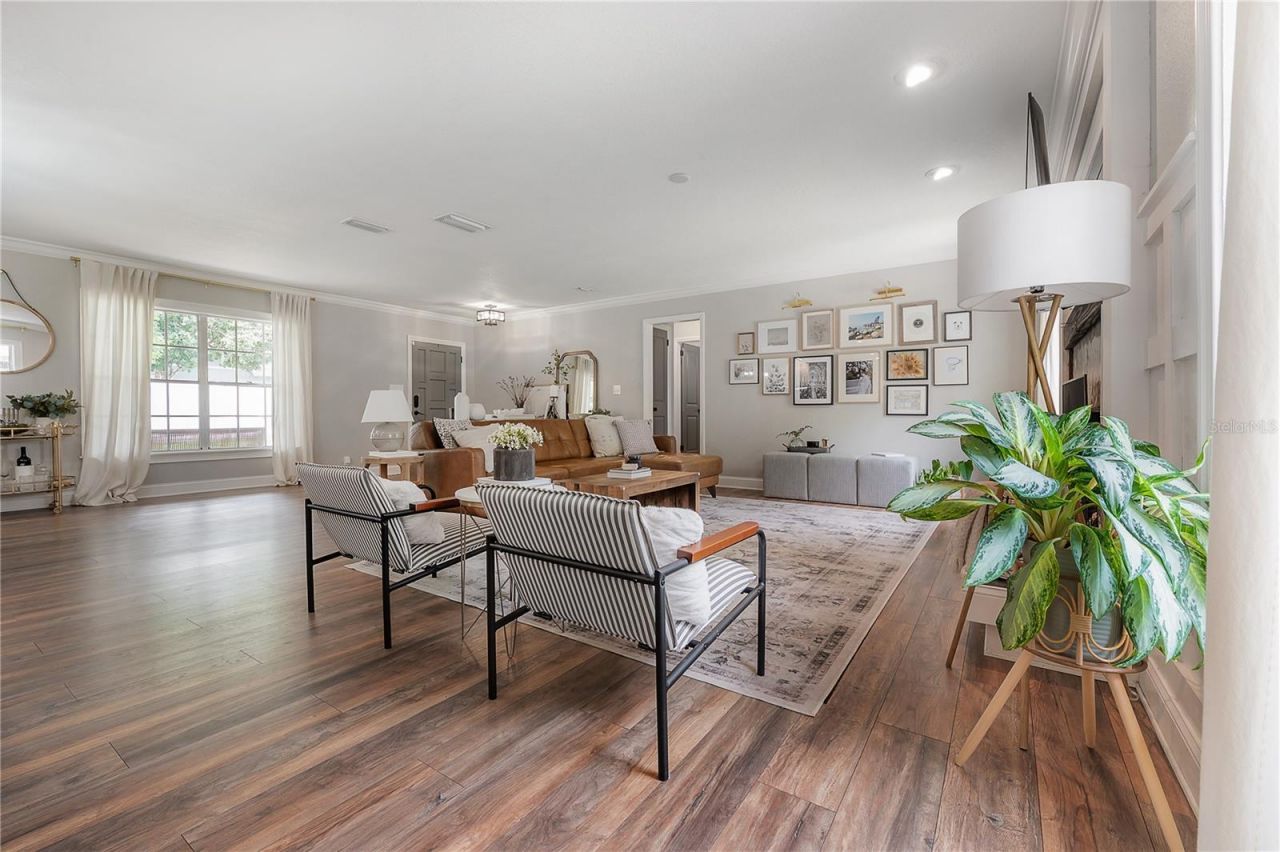 608 Sunset Lane, Lutz, FL 33549 Photo