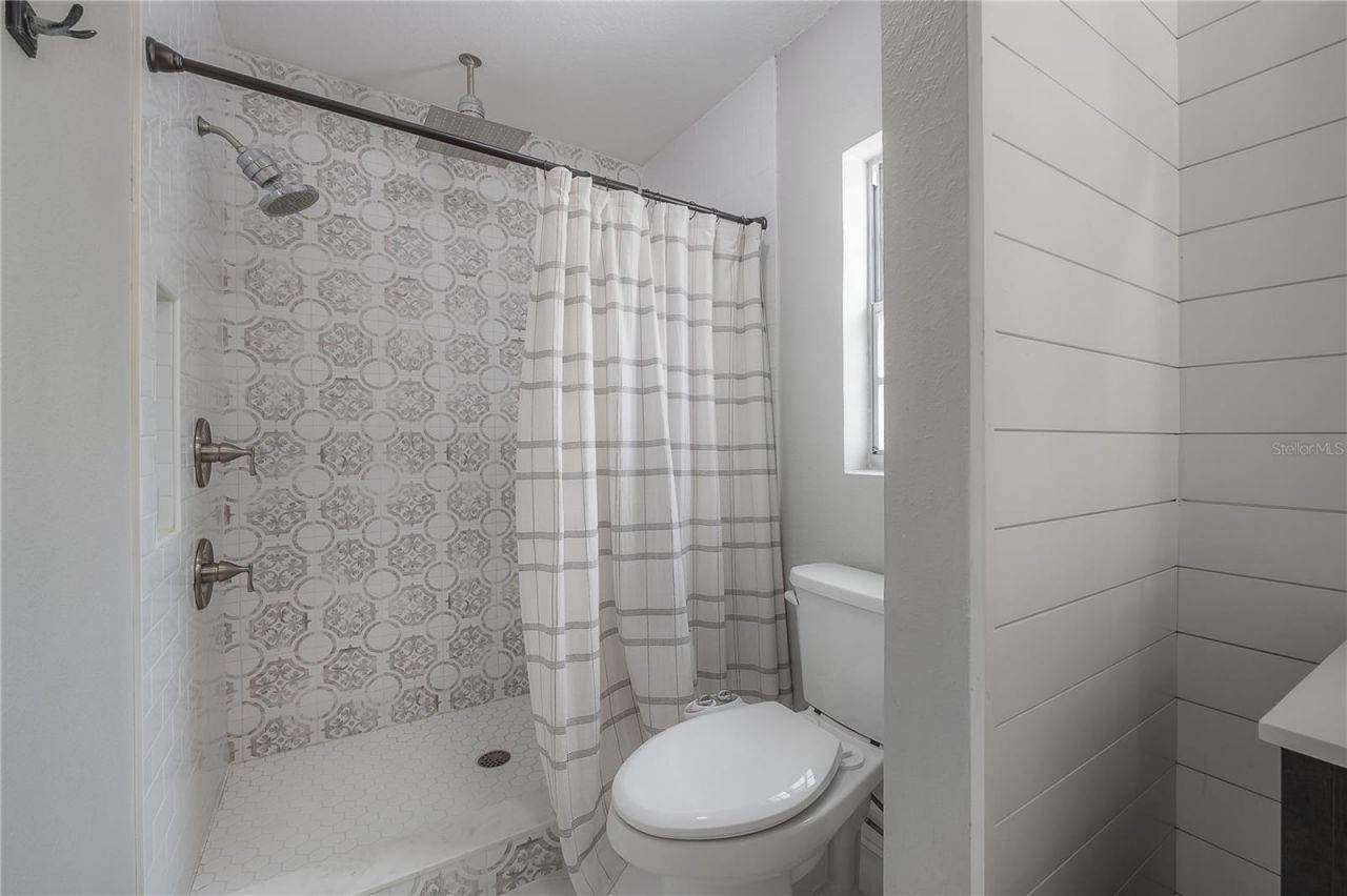 608 Sunset Lane, Lutz, FL 33549 Photo