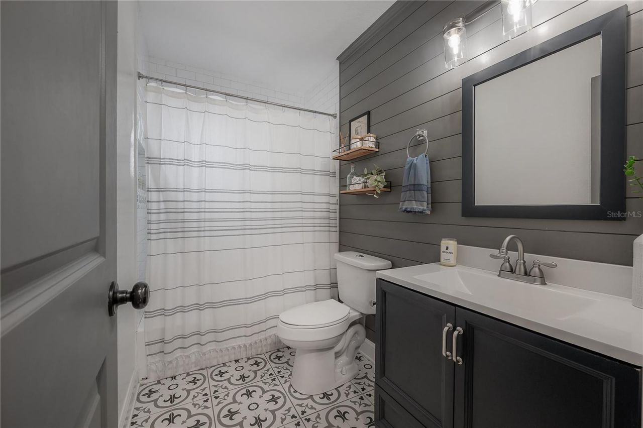 608 Sunset Lane, Lutz, FL 33549 Photo
