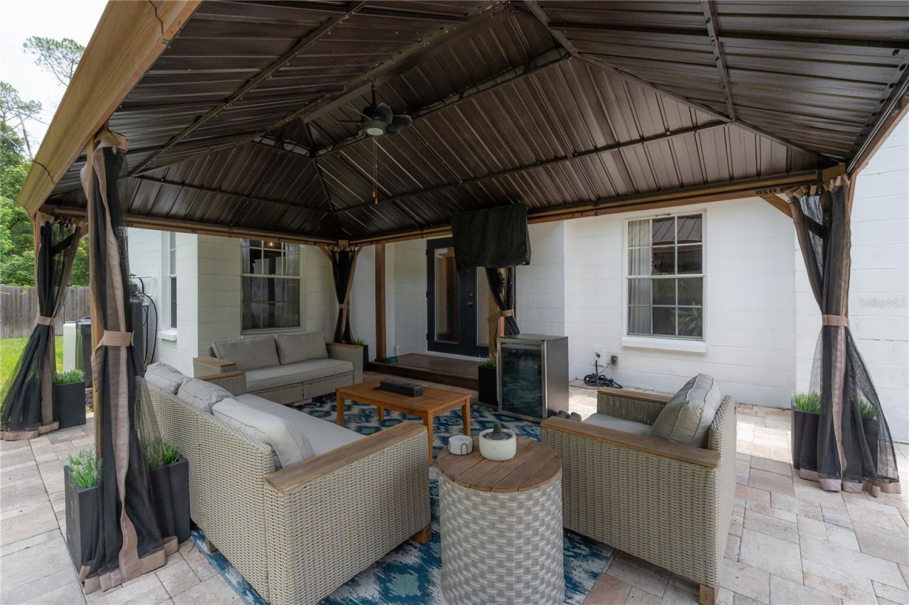 608 Sunset Lane, Lutz, FL 33549 Photo