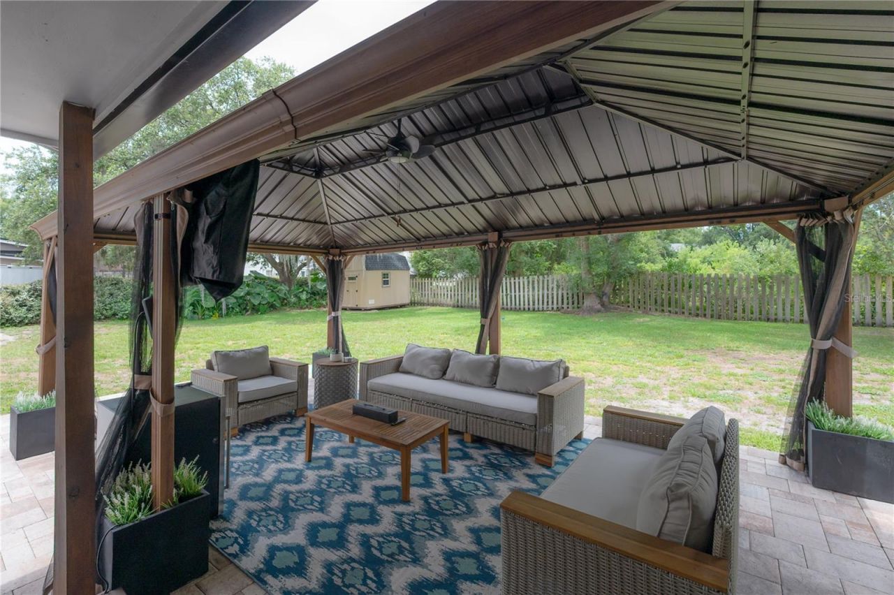 608 Sunset Lane, Lutz, FL 33549 Photo