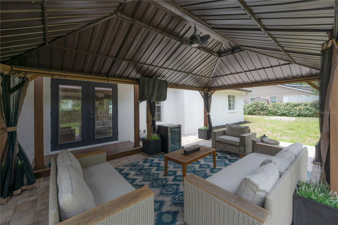 608 Sunset Lane, Lutz, FL 33549 Photo