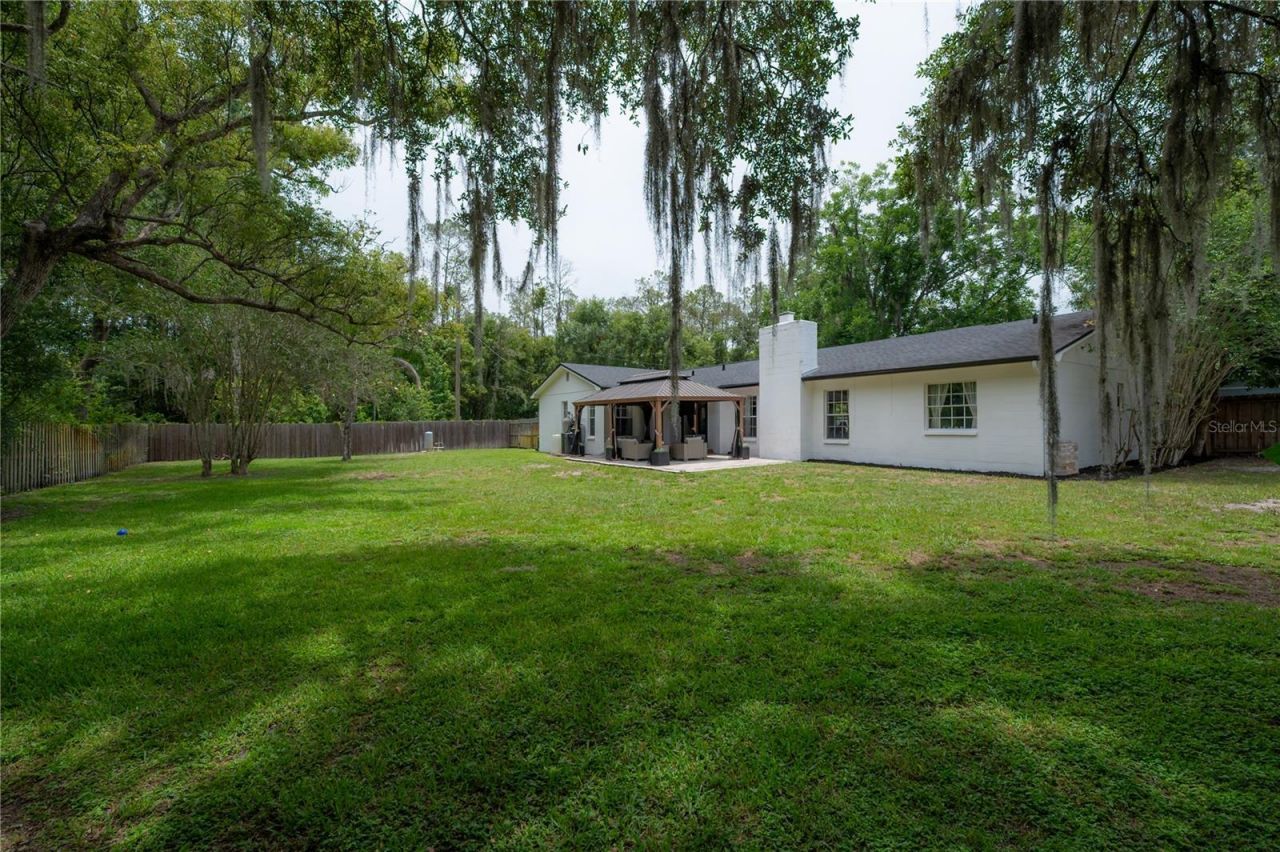 608 Sunset Lane, Lutz, FL 33549 Photo