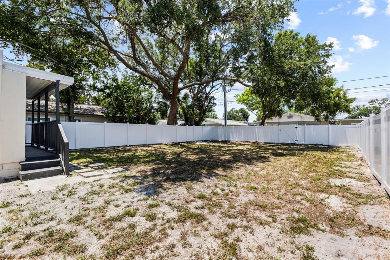513 88th Avenue N, Saint Petersburg, FL 33702 Photo