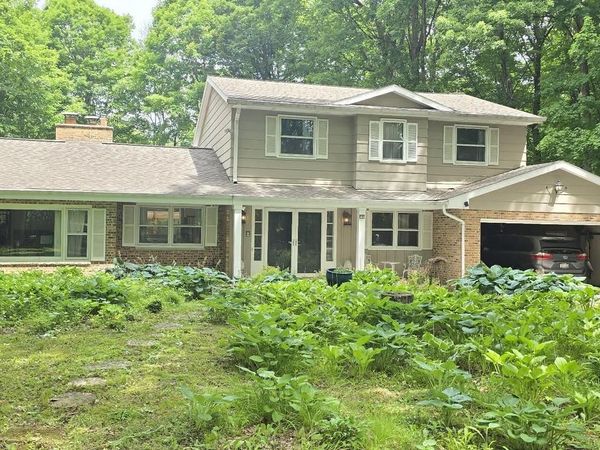 8480 W Edgerton AVENUE, Greendale, WI 53129