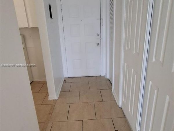 6950 Miami Gardens Dr , Unit 2-304, Hialeah, FL 33015
