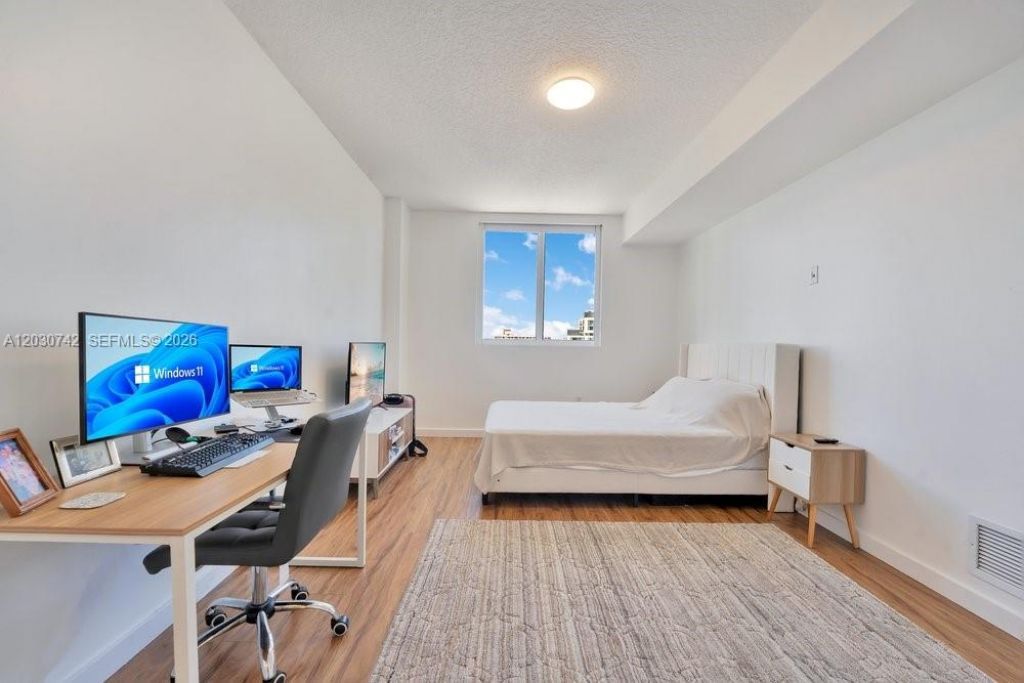 601 NE 23rd St , Unit 1406, Miami, FL 33137 Photo