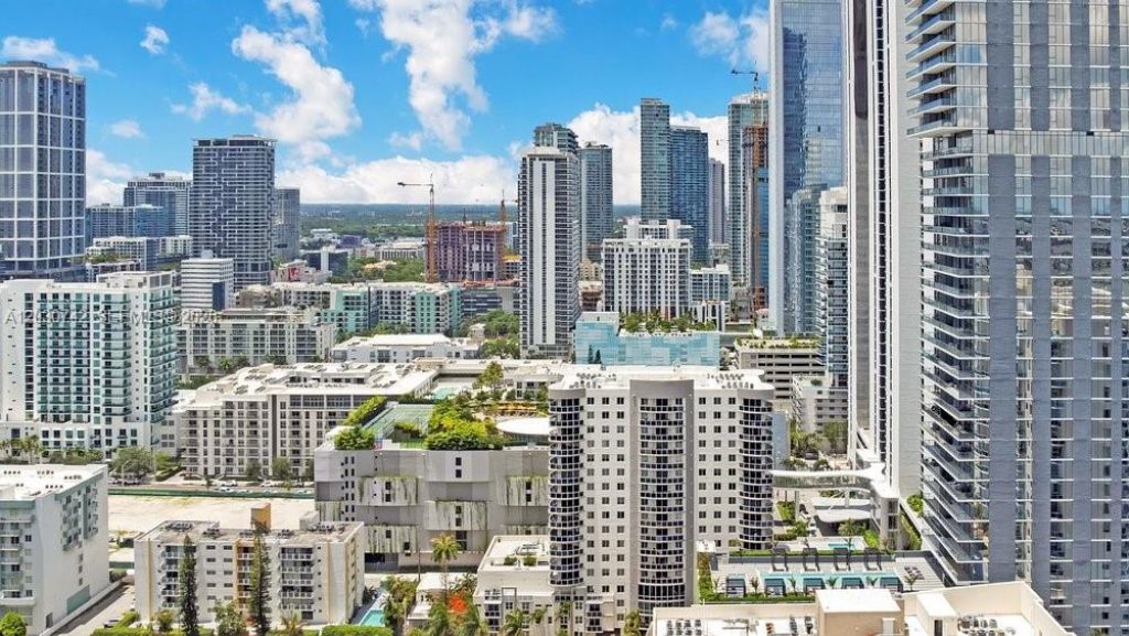601 NE 23rd St , Unit 1406, Miami, FL 33137 Photo