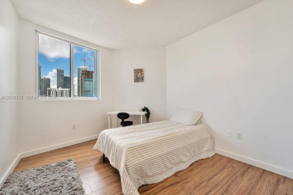 601 NE 23rd St , Unit 1406, Miami, FL 33137 Photo