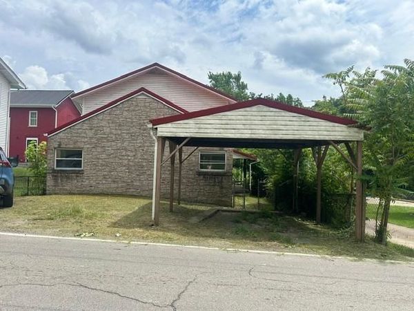 307 Honchell Hill Rd , Catlettsburg, KY 41229