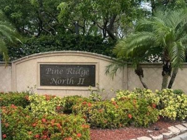 628 Sea Pine Way, Unit H1, Greenacres, FL 33415