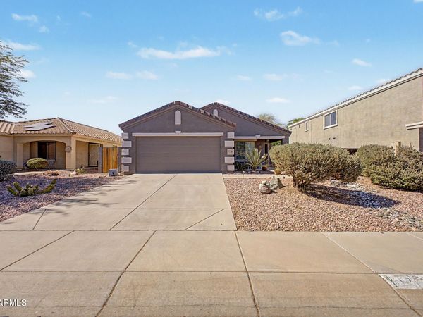 17564 W CALAVAR Road, Surprise, AZ 85388