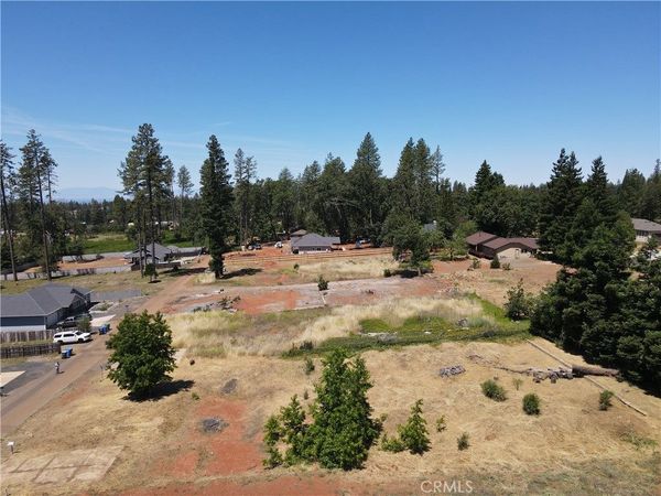 1371 Orput, Paradise, CA 95969