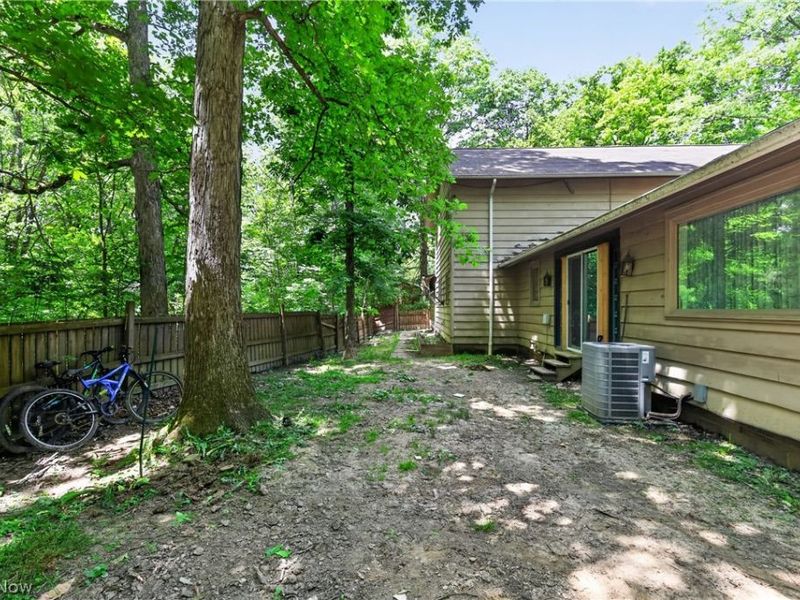 4745 W Lagoon Road, West Farmington, OH 44491 Photo 29