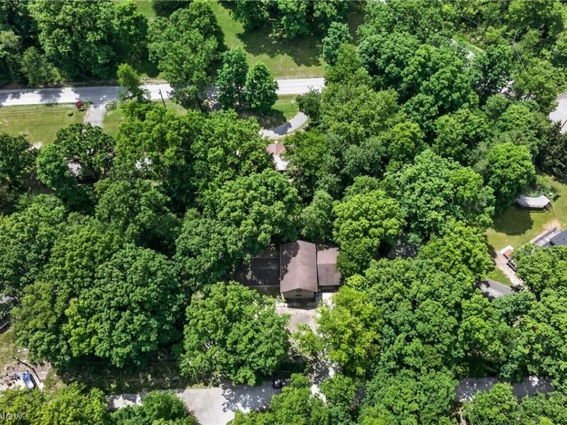 4745 W Lagoon Road, West Farmington, OH 44491 Photo 32