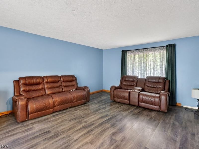 4745 W Lagoon Road, West Farmington, OH 44491 Photo 6