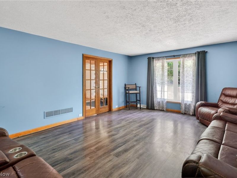 4745 W Lagoon Road, West Farmington, OH 44491 Photo 7