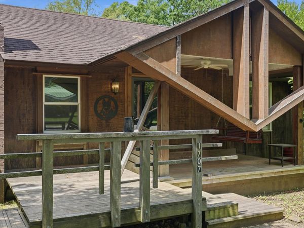 1707 32nd St, Sheffield, AL 35660