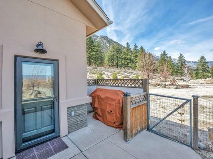 466 Horsethief Circle, Markleeville, CA 96120 Photo