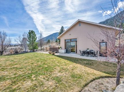 466 Horsethief Circle, Markleeville, CA 96120 Photo