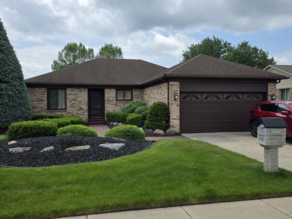 34565 Ann Arbor Trail, Livonia, MI 48150