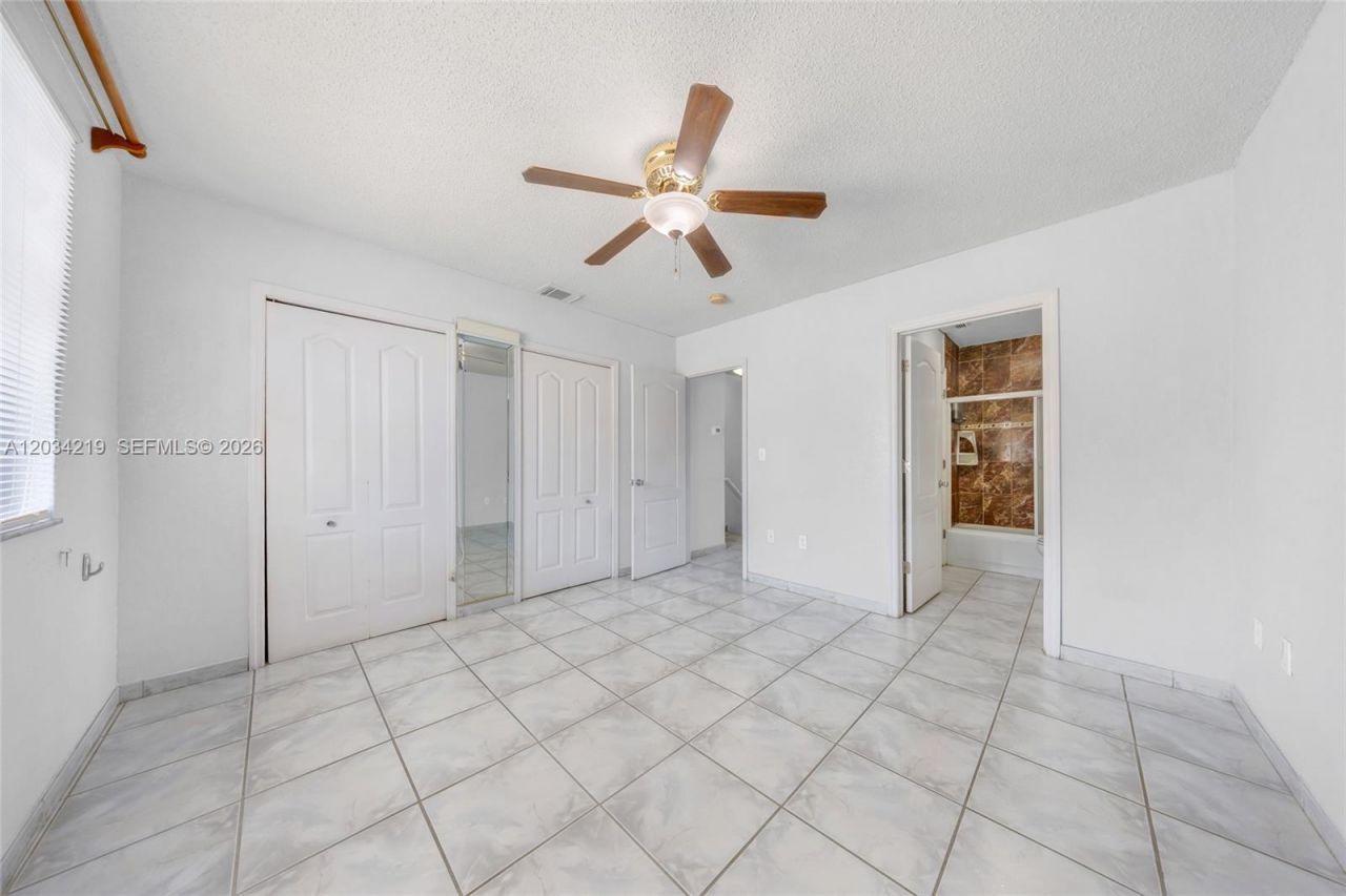 515 W 68th St, Unit 3, Hialeah, FL 33014 Photo