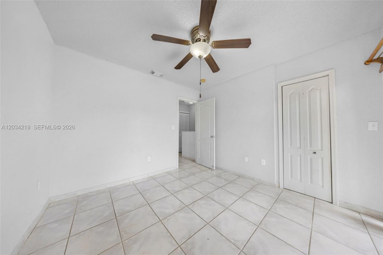 515 W 68th St, Unit 3, Hialeah, FL 33014 Photo